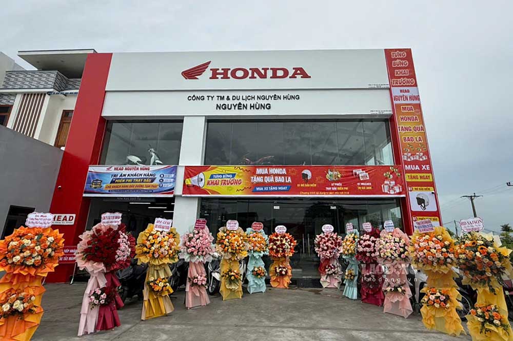 HEAD Honda Nguyên Hùng khai trương cửa hàng mới tại Thanh Hóa HEAD Honda Nguyên Hùng khai trương cửa hàng mới tại Thanh Hóa