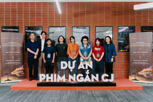 Hoc Vien Dien Anh Kafa Dong Hanh Dao Tao The He Dao Dien Tre Cua Du An Phim Ngan Cj 2