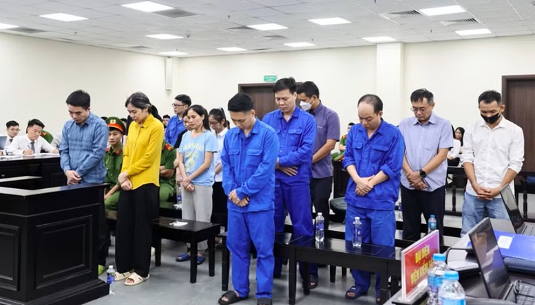 Muc An Nghiem Khac Doi Voi Cac Bi Cao Cam Dau Vu San Xuat Thuc Pham Chuc Nang Gia 1