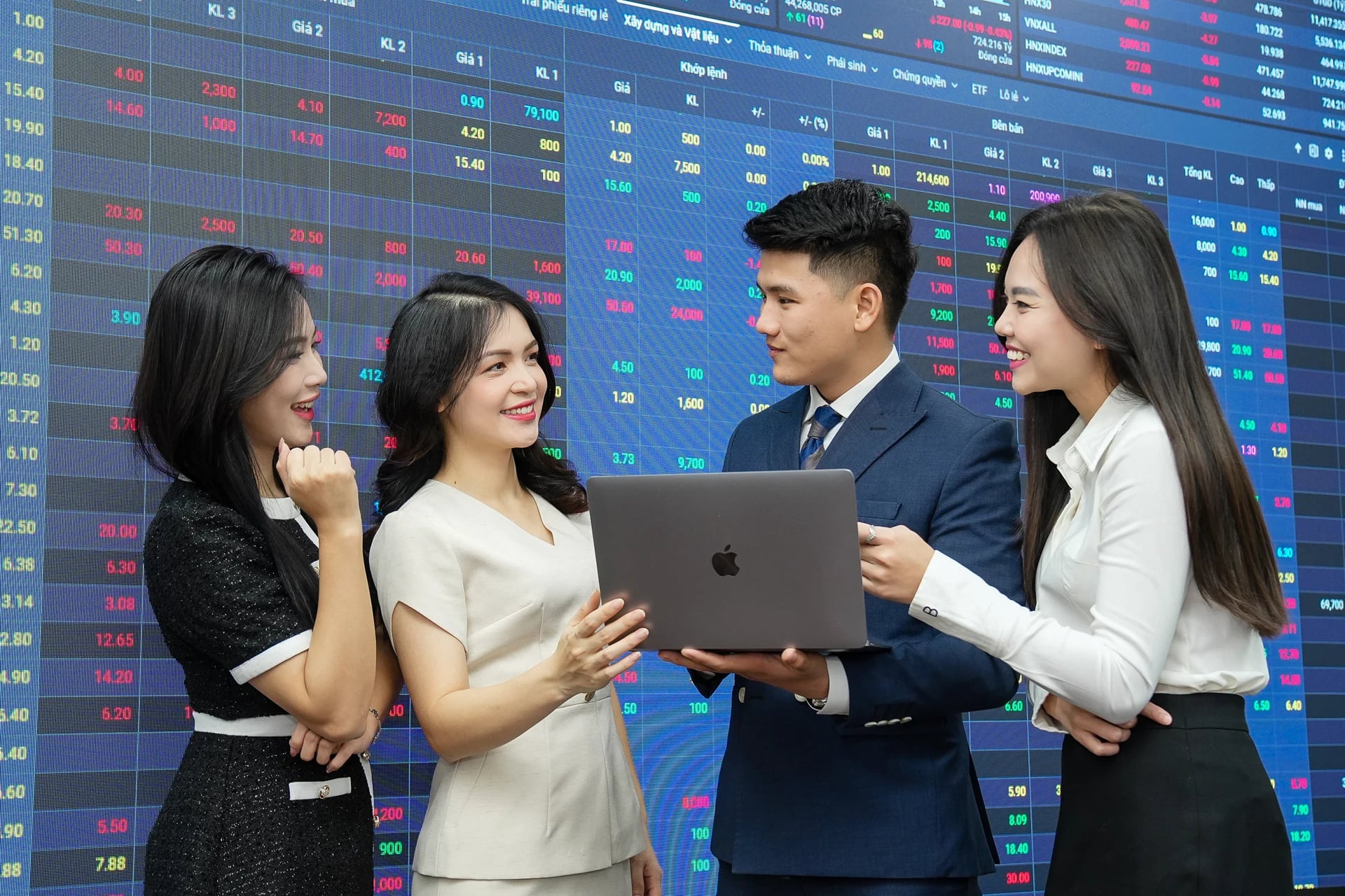 Vn Index Tang Manh Nhat Chau A Thu Thach Moc 1 800 Diem 1