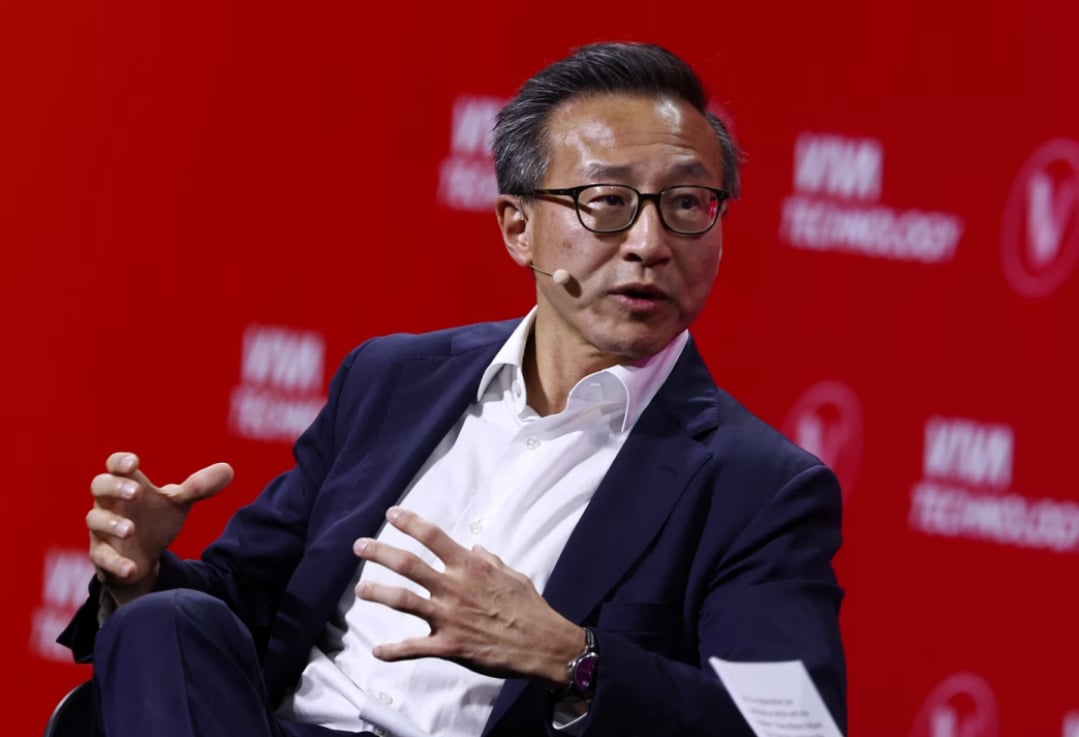 Blue Pool Capital Tham Gia Ipo Datvietvac Tu Family Office Den Nen Tang Dau Tu Ty Usd 1