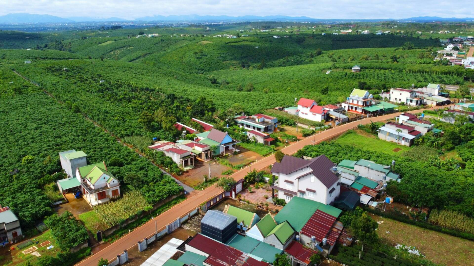 Cu Tri Phan Anh Nghia Vu Tai Chinh Khi Chuyen Sang Dat O Qua Cao Bo Tai Chinh Noi Gi 1