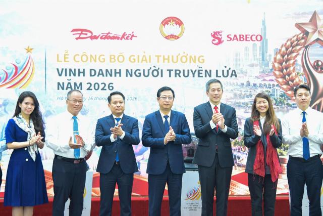 Các đại Diện Vff, Sabeco Và Báo Ddk