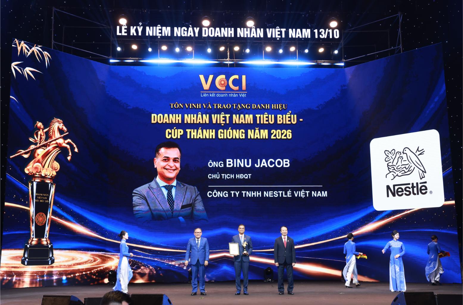 Tại Lễ Tôn Vinh Và Trao Tặng Danh Hiệu “doanh Nhân Việt Nam Tiêu Biểu Cúp Thánh Gióng” Năm 2026 Do Liên đoàn Thương Mại Và Công Nghiệp Việt Nam (vcci) Chủ Trì Tổ Chức Hướng Tới Ngày Do (1)