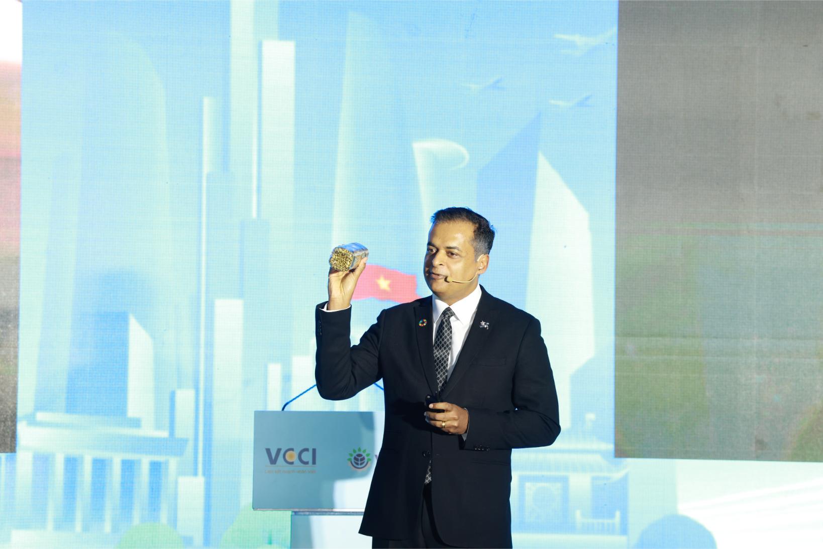 Tại Phiên Toàn Thể Vcsf 2026, Ông Binu Jacob – Tổng Giám đốc Nestlé Việt Nam, Đồng Chủ Tịch Vbcsd – Trình Bày Tham Luận “kiến Tạo Lợi Thế Cạnh Tranh Cho Việt Nam – Hành Trình Từ Nông Trạ