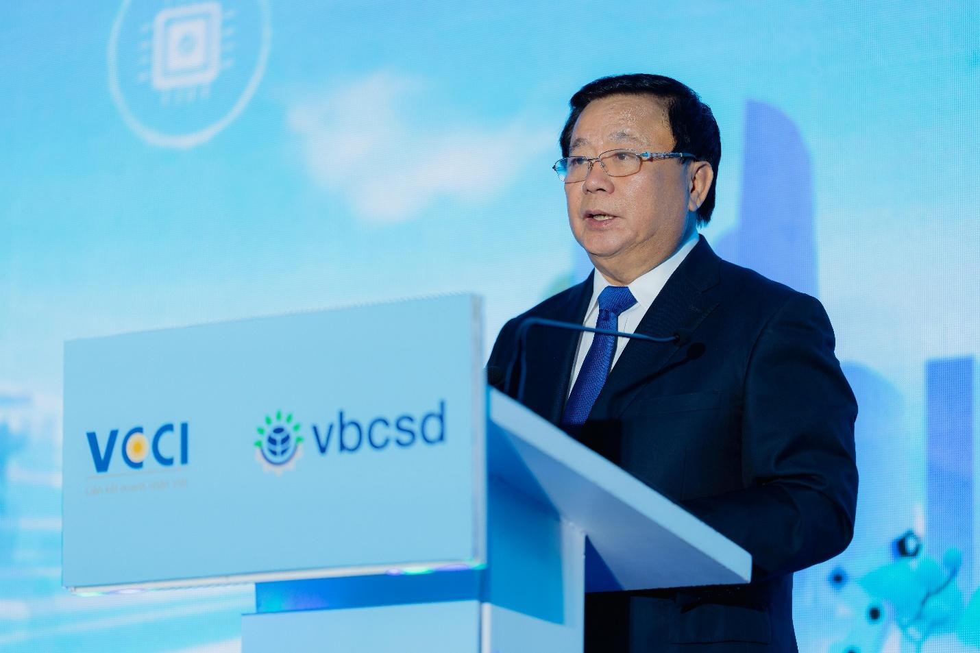 Doanh Nghiep Chu Dong Nang Cao Suc Canh Tranh Tu Van Hanh Hieu Qua Va He Sinh Thai Vung Manh 4